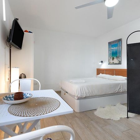 Central Bright Studio Corralejo Esterno foto